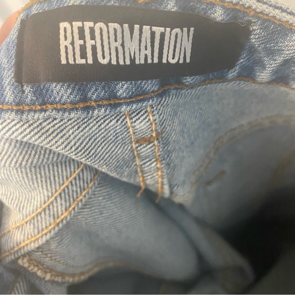 Reformation Jeans Women 29 Seamed‎ Straight Raw Hem Pintuck Medium Wash - Picture 3 of 8